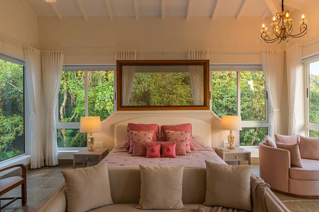 Nora_3_summer_sliderimages